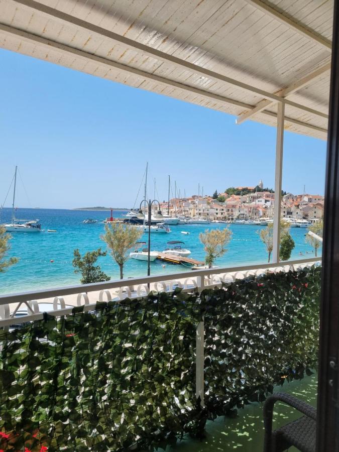 Apartman Smoljic 4+2 Primošten Eksteriør bilde