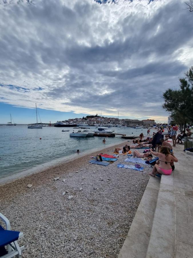 Apartman Smoljic 4+2 Primošten Eksteriør bilde
